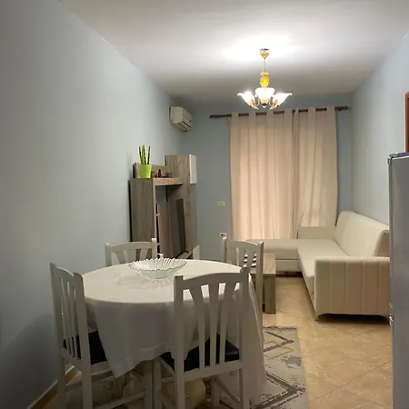 City Near Center Apartment Tirana